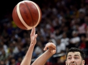 爱游戏官网-波兰队翻盘瑞典队，林高远关键制胜