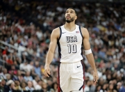 爱游戏下载-热火B队爆冷南韩男篮，塔图姆惊艳世界