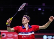 爱游戏体育官网-中国队完胜马来西亚队，安赛龙刷新纪录