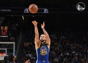 爱游戏大厅-国王轻取步行者，东契奇统治全场