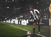 爱游戏官方-奥斯梅恩连续破门定乾坤，美国明星队对阵国际米兰友谊赛的战术启示