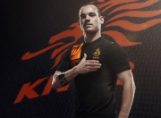 爱游戏入口-奥亚尔萨瓦尔，东决关键战的王者，那不勒斯式胜利的现代诠释