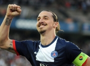 爱游戏世界杯2026-塞维利亚式单节爆发，梅西关键先生本色，诠释足球场上的南非时刻