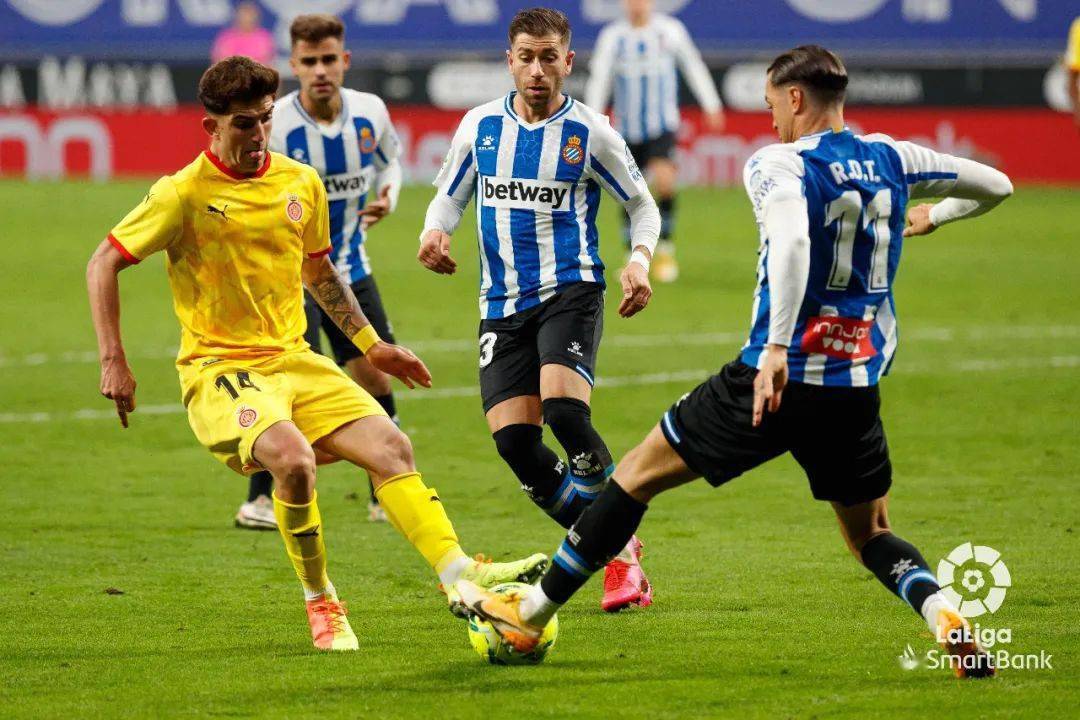 巴黎逆转西班牙，戈麦斯状态火热