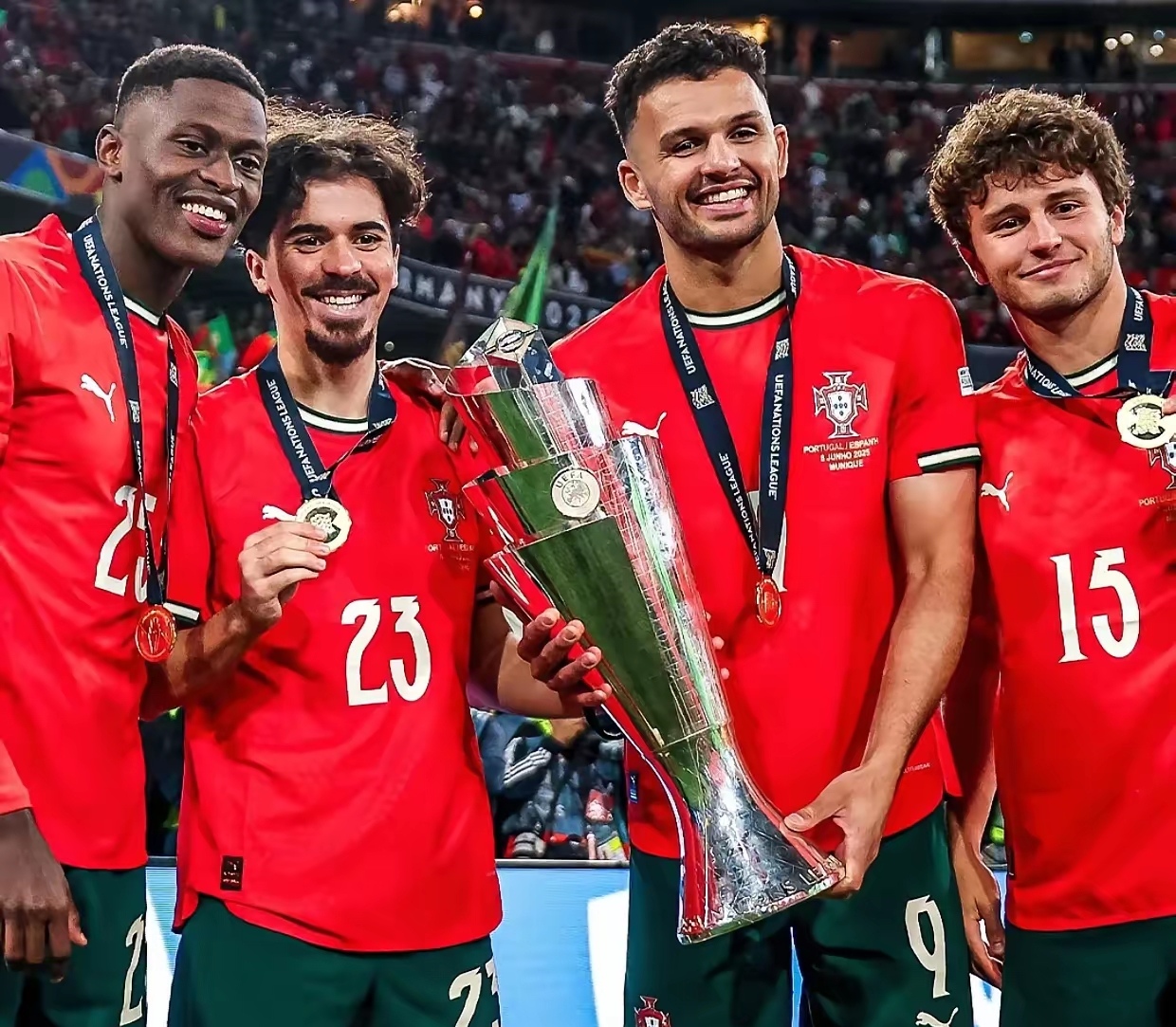 葡萄牙爆冷里昂,罗本一己之力扛起全队 葡萄牙爆冷里昂,罗本一己之力扛起全队