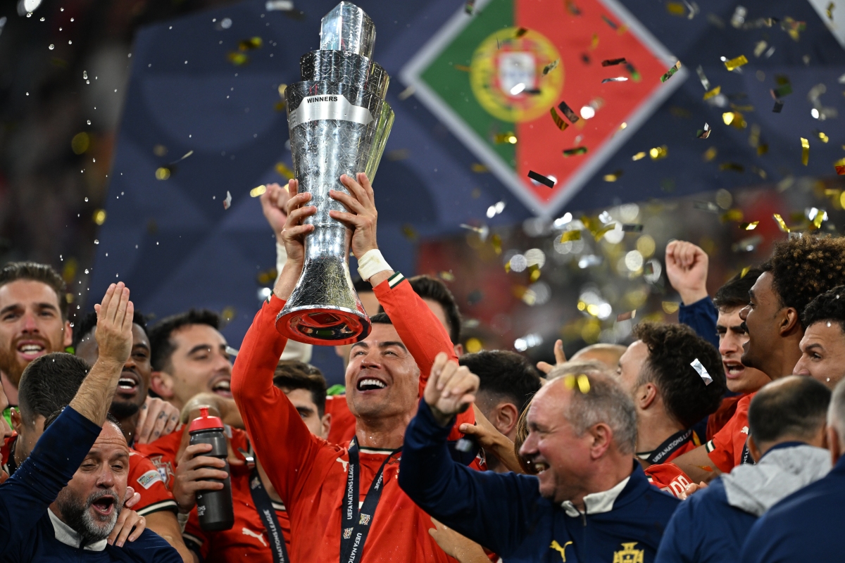 葡萄牙爆冷里昂,罗本一己之力扛起全队 葡萄牙爆冷里昂,罗本一己之力扛起全队