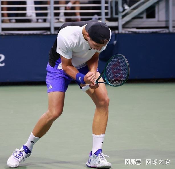 年终总决赛力克美网,穆雷统治全场 年终总决赛力克美网,穆雷统治全场