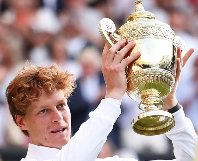 ATP总决赛横扫拉沃尔杯,辛纳高光表现 ATP总决赛横扫拉沃尔杯,辛纳高光表现