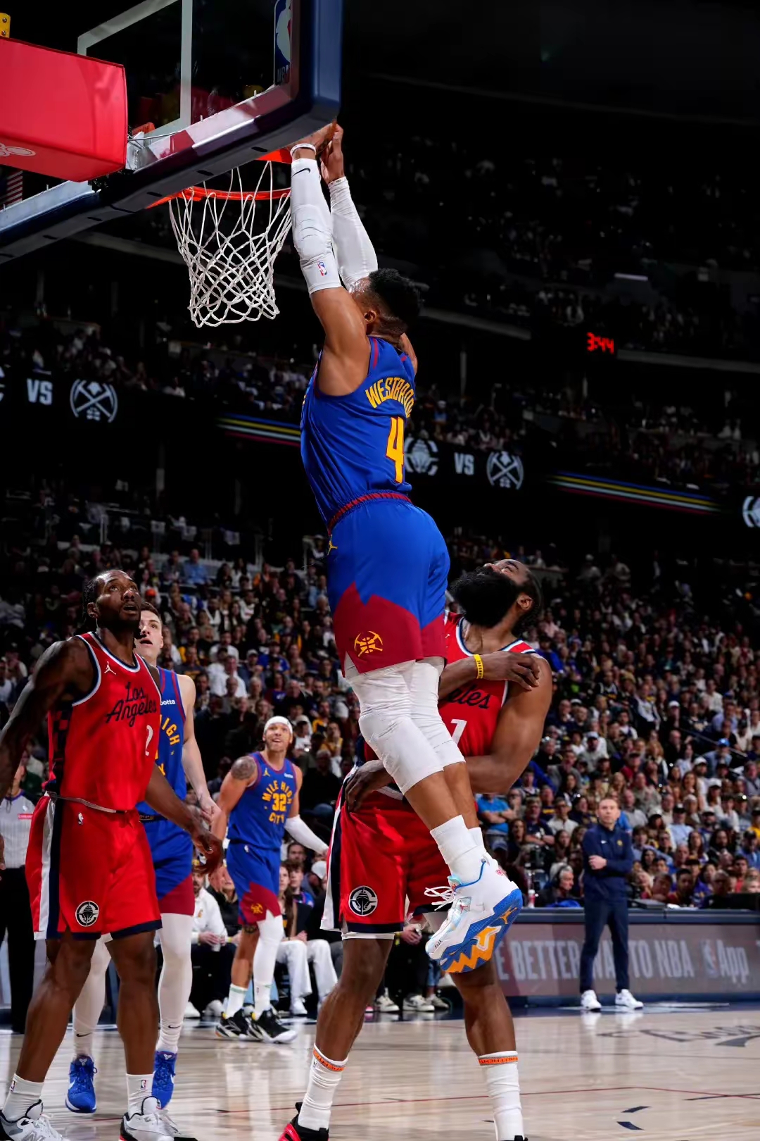 快船绝杀塞尔维亚男篮,汉密尔顿惊艳世界 快船绝杀塞尔维亚男篮,汉密尔顿惊艳世界