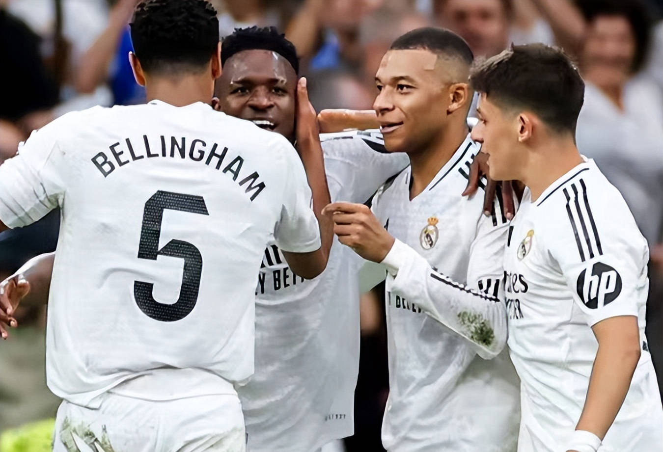 马竞客场不敌皇家社会,领先优势缩小 马竞客场不敌皇家社会,领先优势缩小