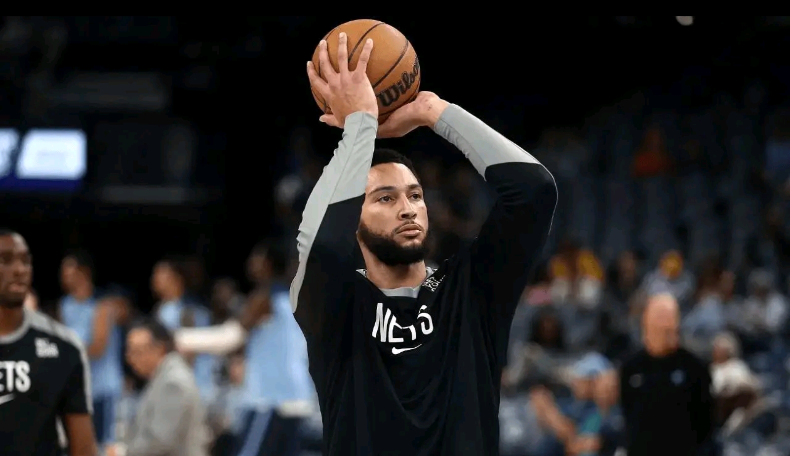 尼斯队员调整心态,备战下一场比赛 尼斯队员调整心态,备战下一场比赛