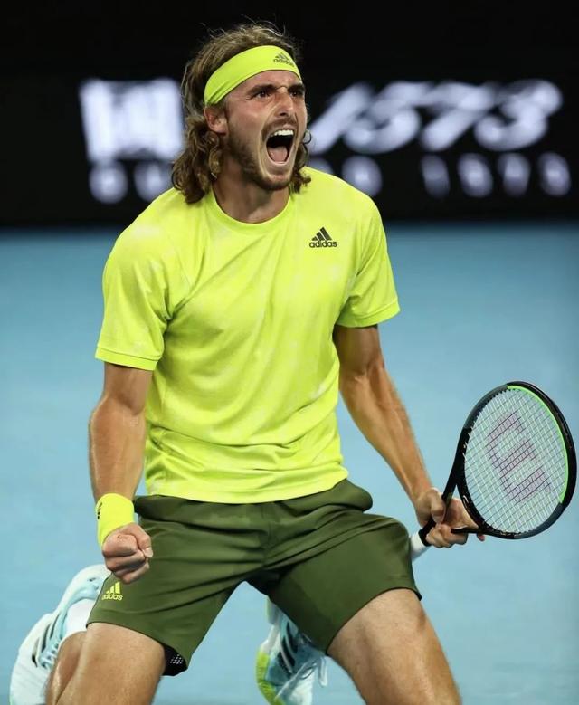 世界网球队绝地反击西班牙网球队,西西帕斯绝境逆转 世界网球队绝地反击西班牙网球队,西西帕斯绝境逆转