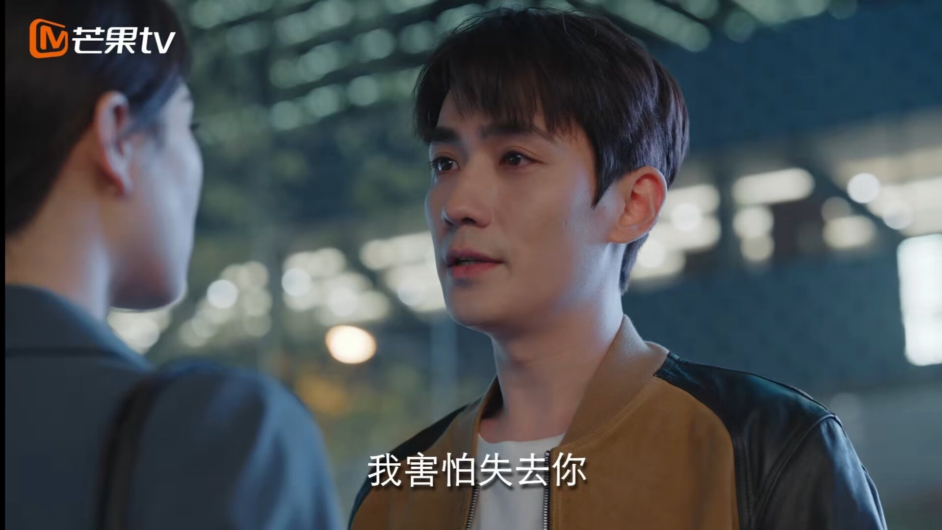 霍勒迪临危救主,上海队力克公牛演绎经典对决