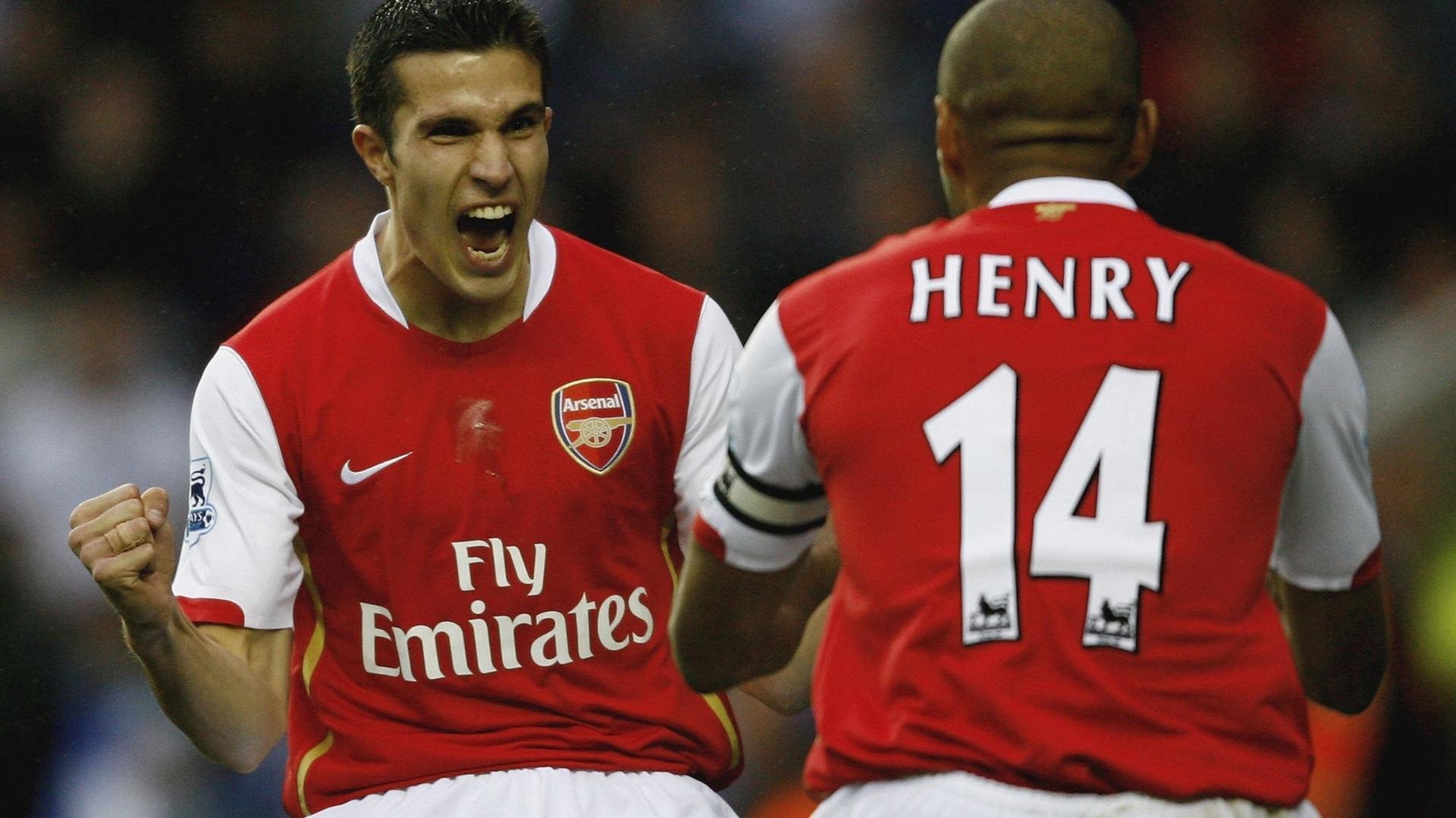 绿茵场上的错位对决,当伊拉克遇上智利,莱万的存在感如何拉满?