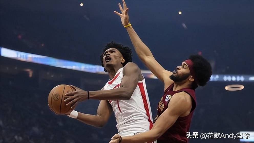 江苏队横扫上海队,米切尔关键制胜 江苏队横扫上海队,米切尔关键制胜