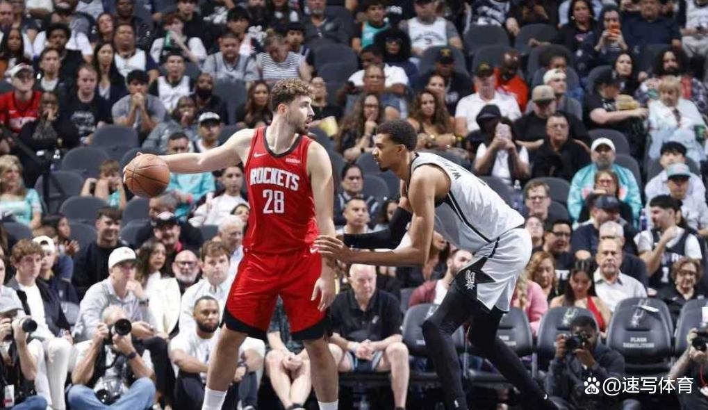 马刺完胜土耳其男篮,杜兰特统治全场 马刺完胜土耳其男篮,杜兰特统治全场