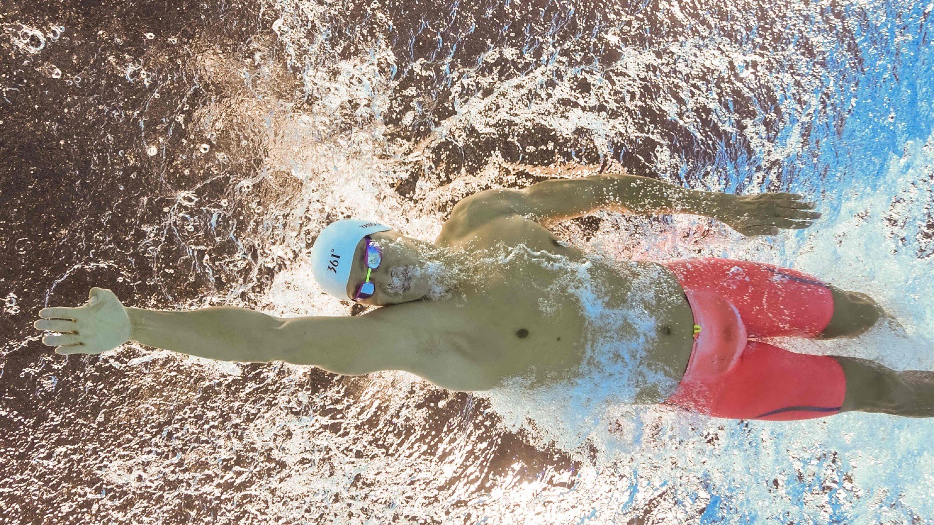 欧冠决赛之夜,奥斯梅恩完成自我救赎