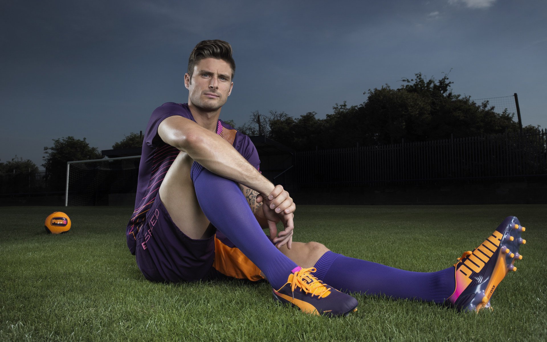 范弗利特稳定输出不掉线,雄鹿团队火力全开碾压活塞